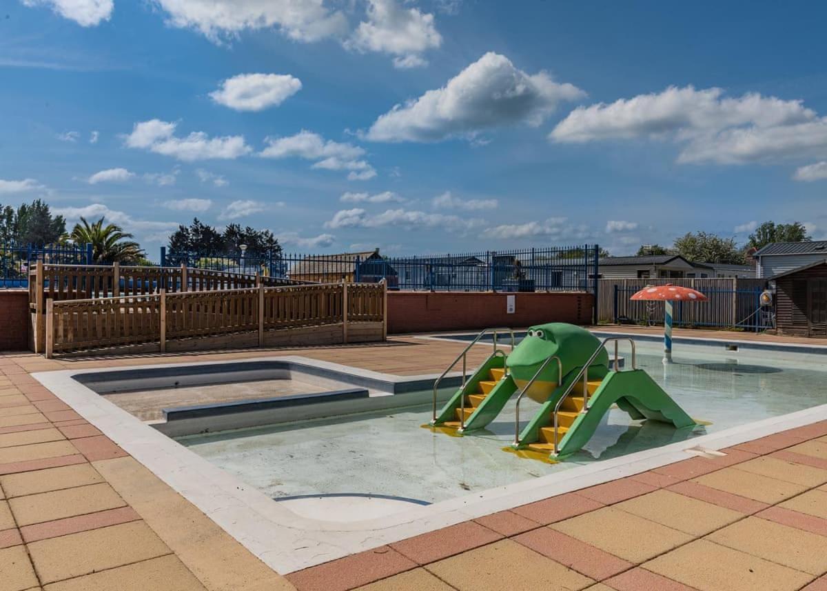 Riverside Caravan Holiday Park Bognor Regis Eksteriør billede