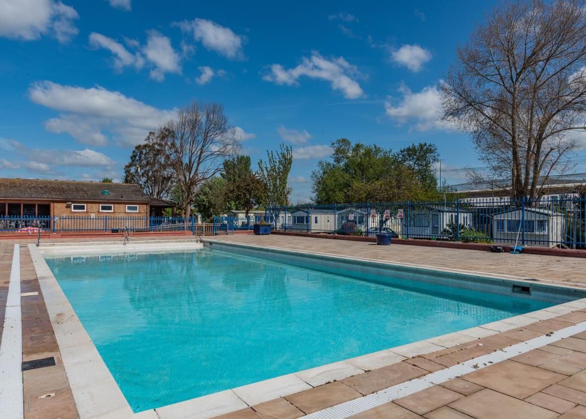 Riverside Caravan Holiday Park Bognor Regis Eksteriør billede